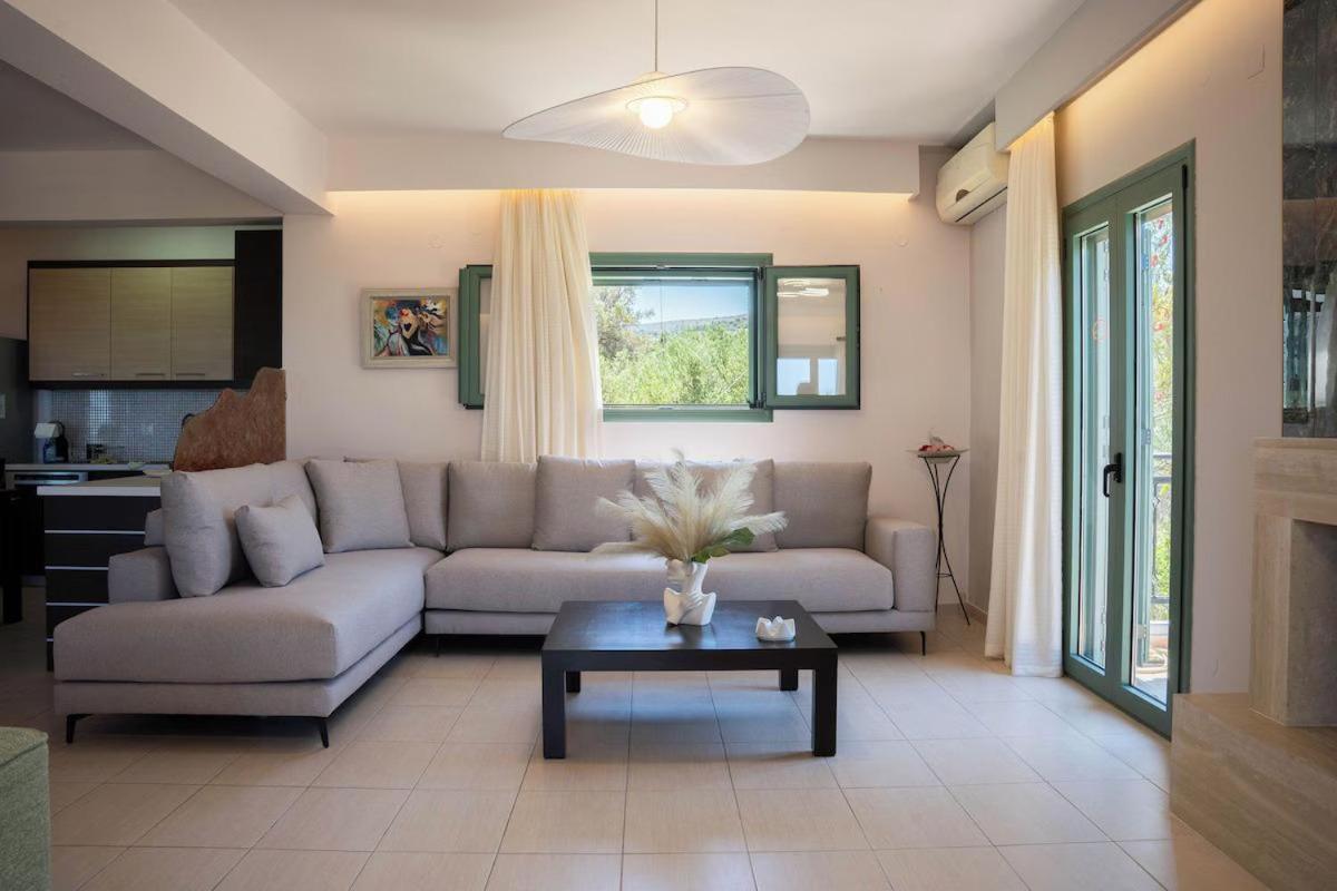 Loutra Villa Kyveli מראה חיצוני תמונה